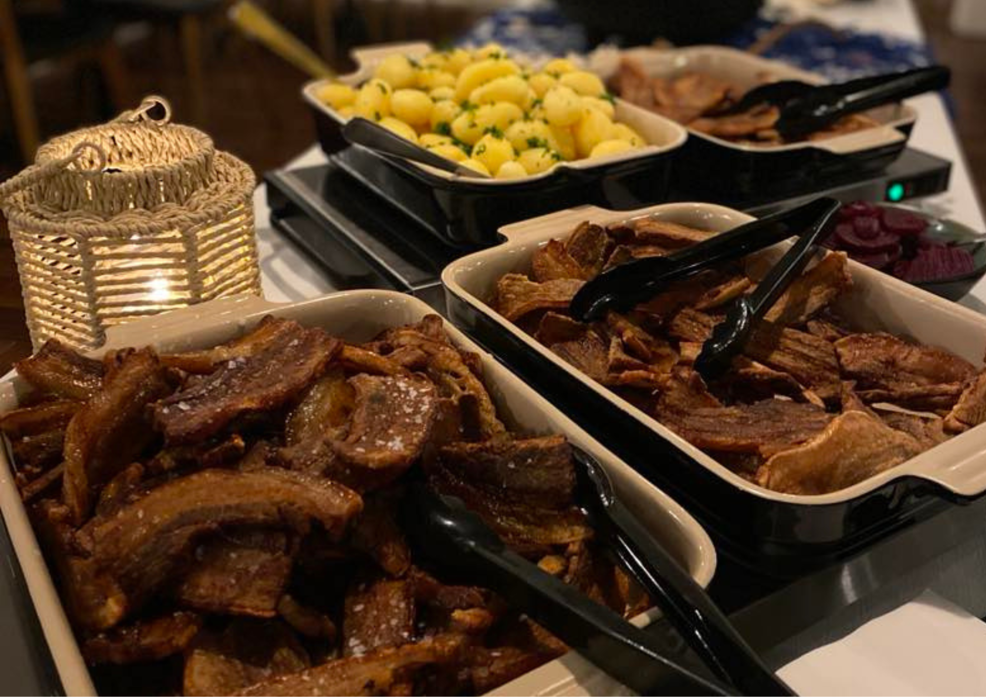 Stegt flæsk - Søndagsbuffet hele september